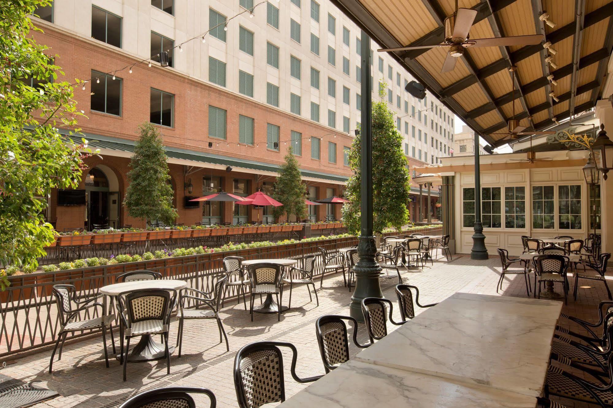 Caesars New Orleans Hotel Exterior photo